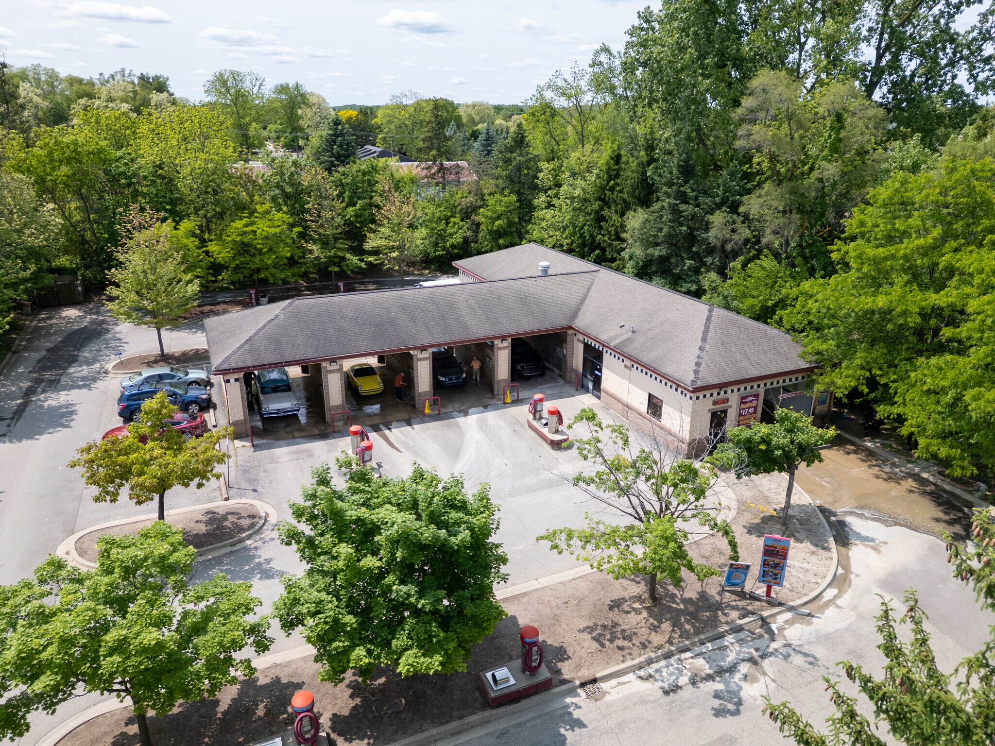 910 S Main St, Chelsea, MI for sale Building Photo- Image 1 of 1