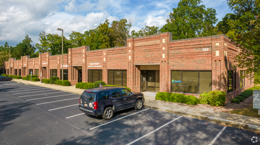 200 Cascade Pointe Ln, Cary, NC for lease Building Photo- Image 1 of 11