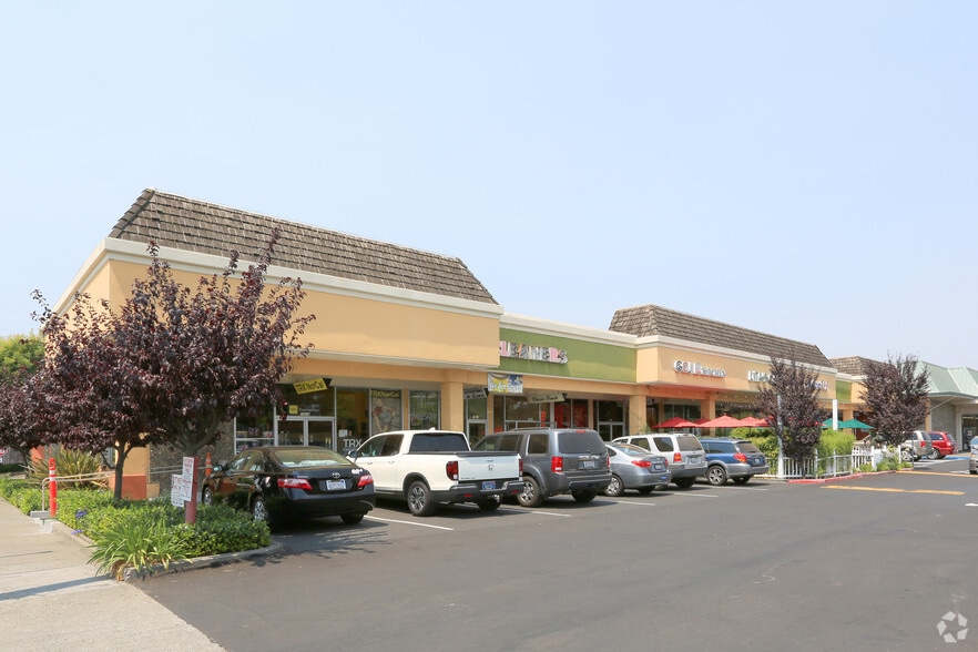 1915-2075 Mendocino Ave, Santa Rosa, CA for lease - Building Photo - Image 2 of 7
