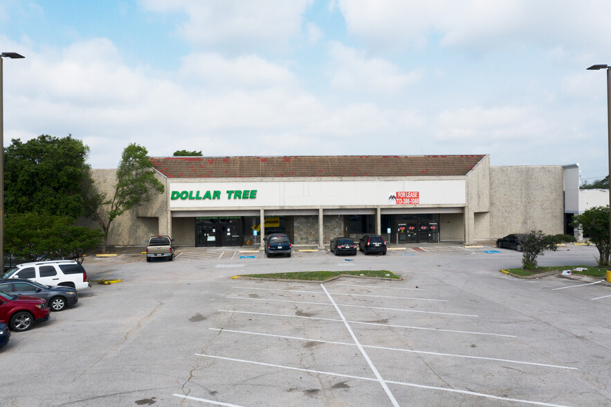 10 Uvalde Rd, Houston, TX for lease - Building Photo - Image 1 of 5