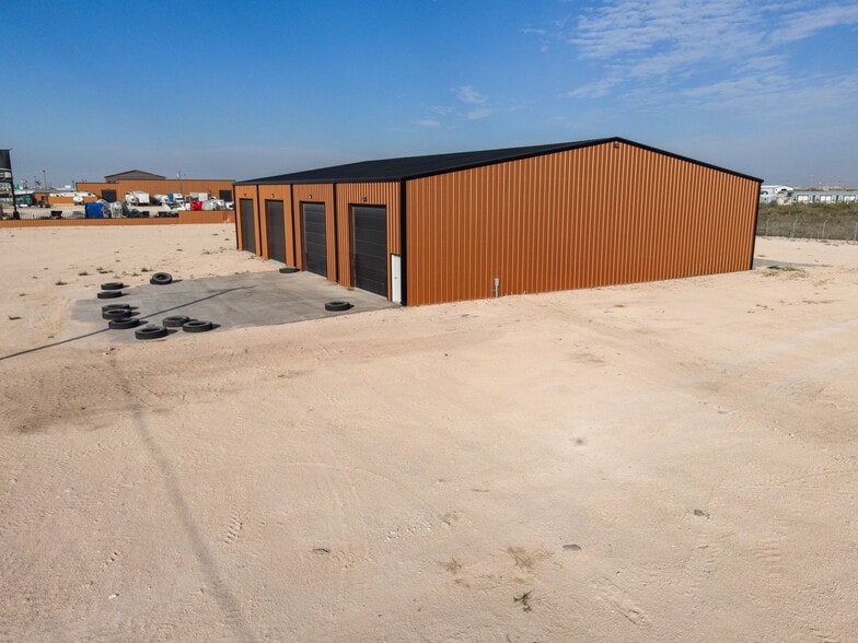 13810 W I-20, Odessa, TX for lease - Building Photo - Image 1 of 13