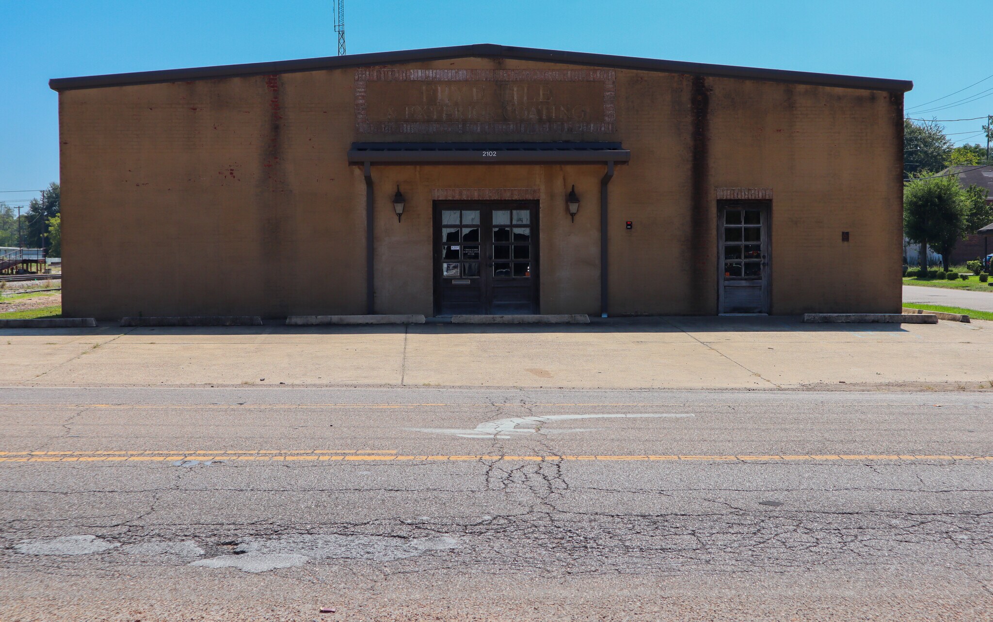 2102 Main St, Columbus, MS for sale Building Photo- Image 1 of 1