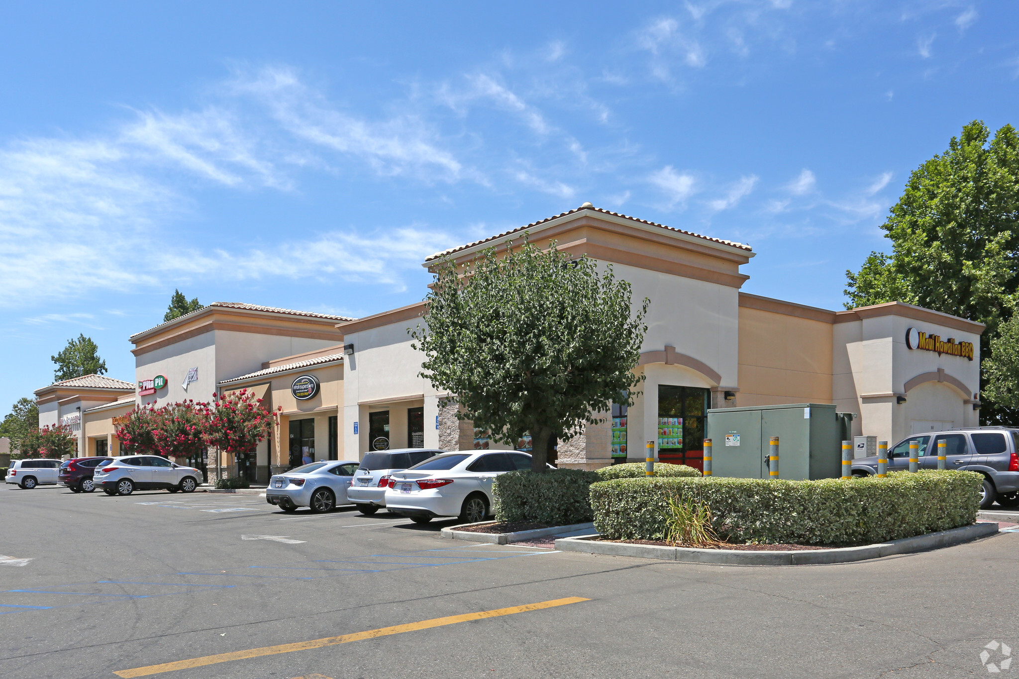 SWC Herndon & Willow, Fresno, CA 93710 - Shops on Herndon | LoopNet