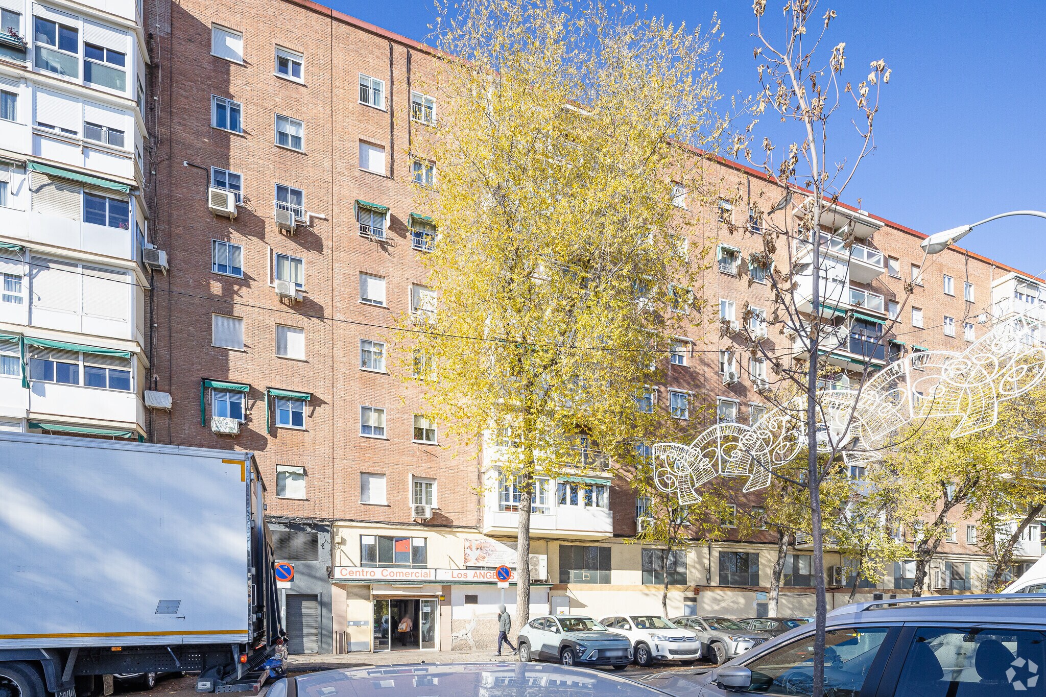 Calle Pan y Toros, 33, Madrid, Madrid for sale Primary Photo- Image 1 of 1