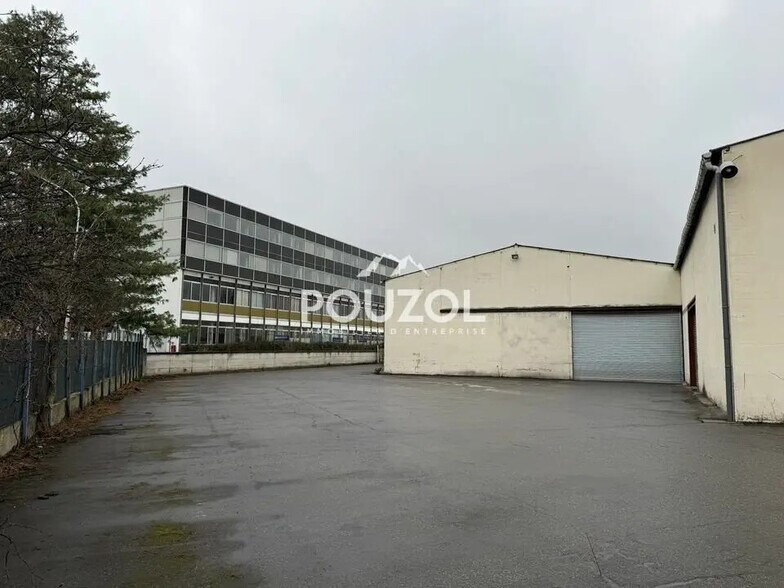 Flex in Clermont-Ferrand for lease - Building Photo - Image 3 of 10
