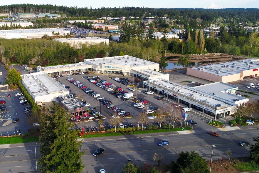 10404-10408 Silverdale Way NW, Silverdale, WA for lease - Primary Photo - Image 1 of 1