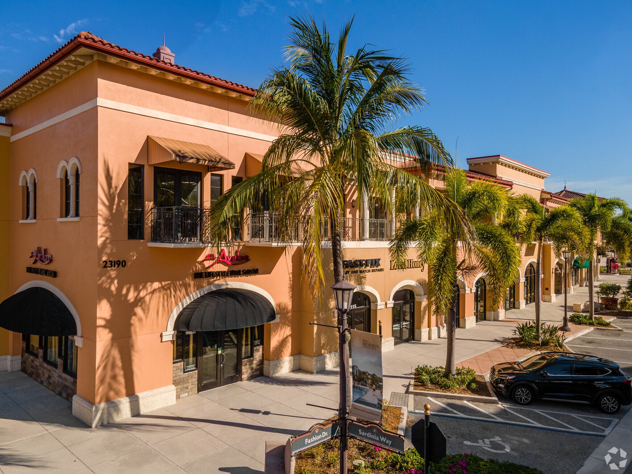 23190 Fashion Dr, Estero, FL for sale Primary Photo- Image 1 of 1