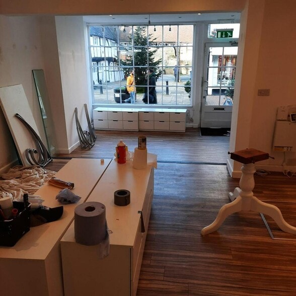 29-31 High St, Godalming for lease - Building Photo - Image 2 of 4