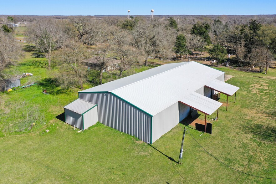 405 Main, Gause, TX 77857