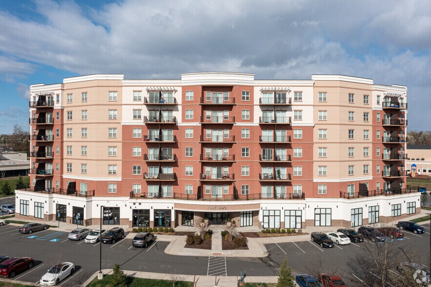 100 Lara St, Manassas Park, VA for sale - Primary Photo - Image 1 of 1