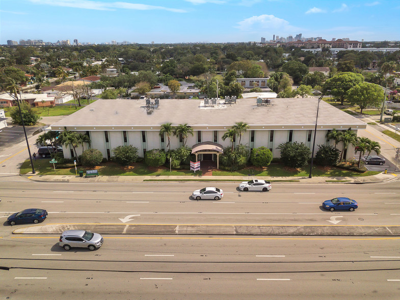 1400 E Oakland Park Blvd, Oakland Park, FL for lease - Building Photo - Image 2 of 8