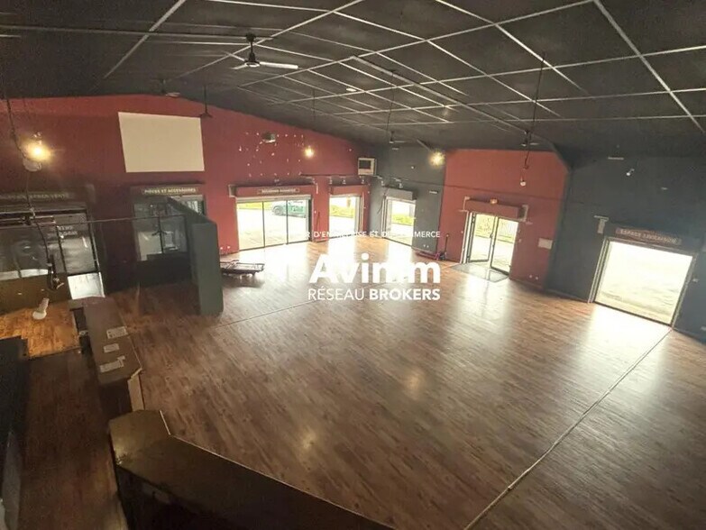 Retail in Besançon for sale - Interior Photo - Image 3 of 5