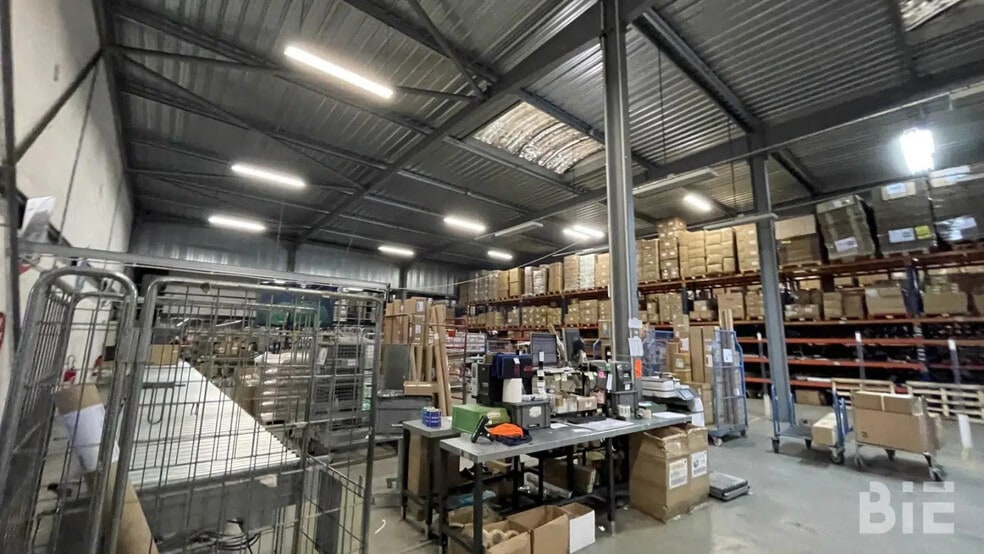 Industrial in Blanquefort for sale - Interior Photo - Image 2 of 4