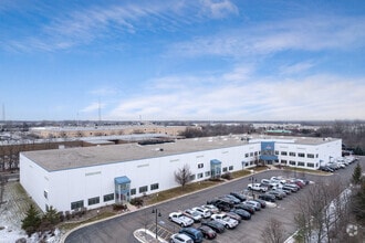 130 Oakwood Rd, Lake Zurich, IL - AERIAL  map view