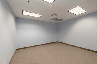 1551 Corporate Dr, Irving, TX for lease Building Photo- Image 2 of 9