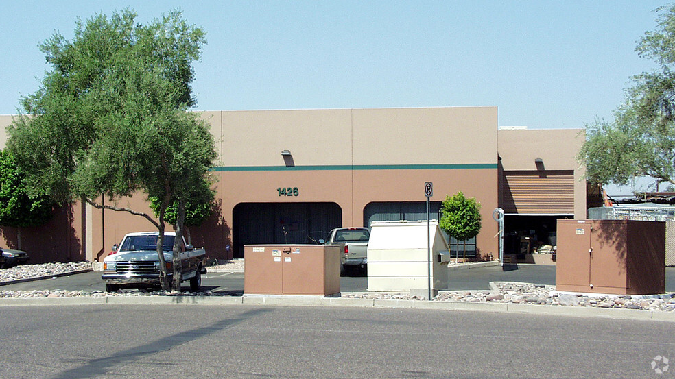 1402 N 26th Ave, Phoenix, AZ for lease - Building Photo - Image 3 of 5