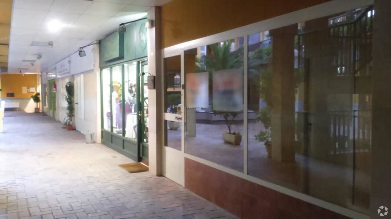 Toledo, TOL 45005 -  -  - Interior Photo - Image 1 of 6