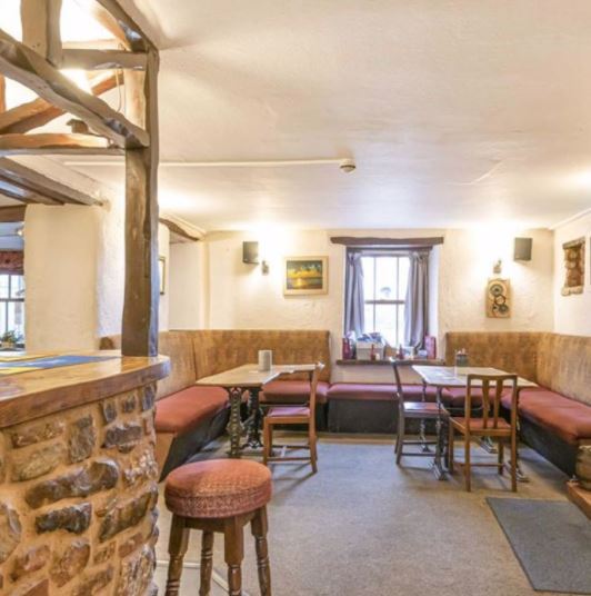 Broadclyst, Exeter, EX5 3BX