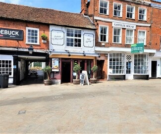 More details for 7 Market Pl, Wokingham - Retail for Sale