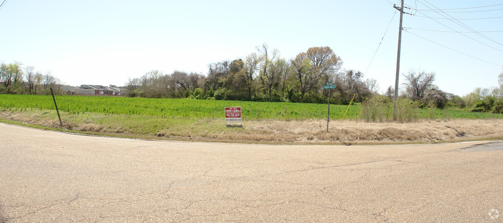 4916 W Union Rd, Millington, TN for sale - Primary Photo - Image 1 of 1