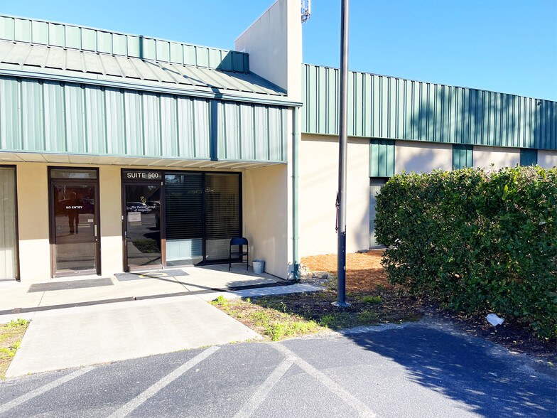 1930 Hanahan Rd, North Charleston, SC for lease - Building Photo - Image 1 of 13