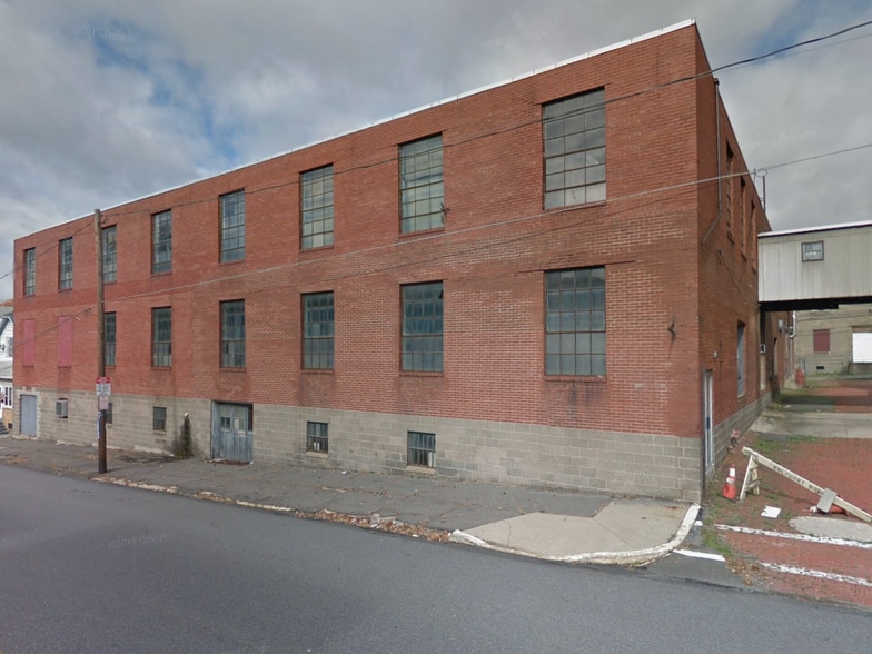 1340-1400 Chestnut St, Kulpmont, PA for lease - Building Photo - Image 1 of 15