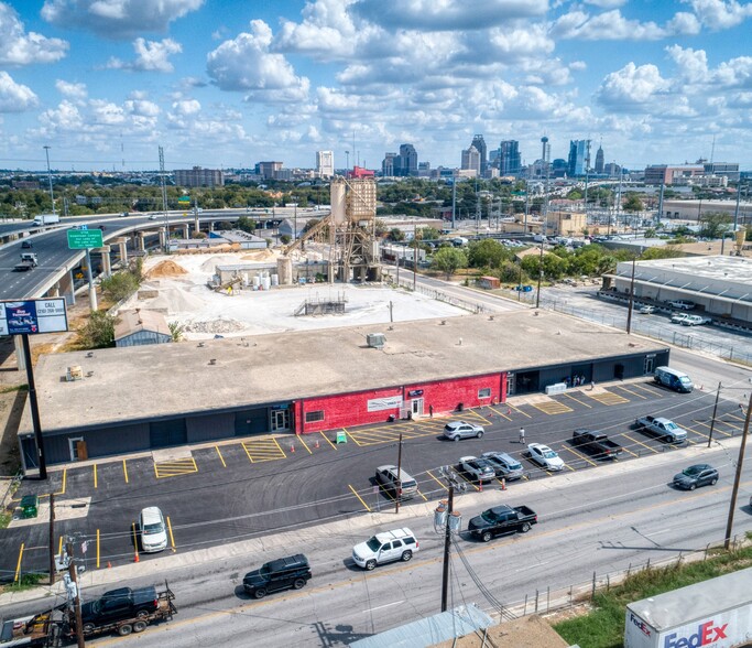 1350-1390 N Colorado St, San Antonio, TX for sale - Building Photo - Image 1 of 5