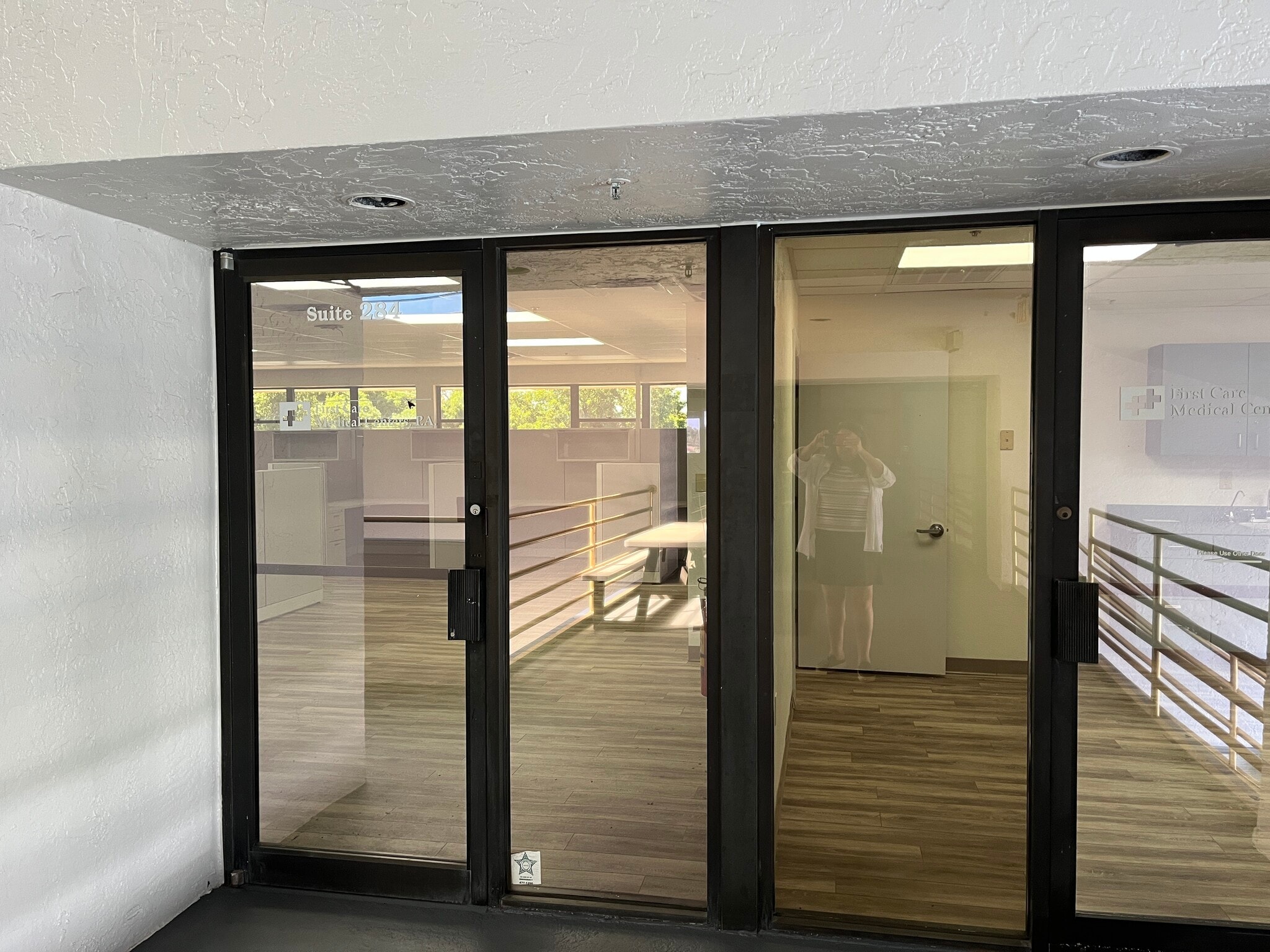 12995 S Cleveland Ave, Fort Myers, FL for lease Interior Photo- Image 1 of 7