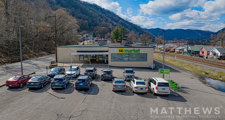 1320 Fayette Pike, Montgomery, WV for sale Building Photo- Image 1 of 1