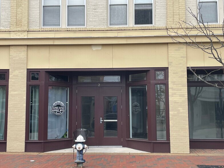 245 E Broadway Ave, Hopewell, VA for lease - Building Photo - Image 2 of 7