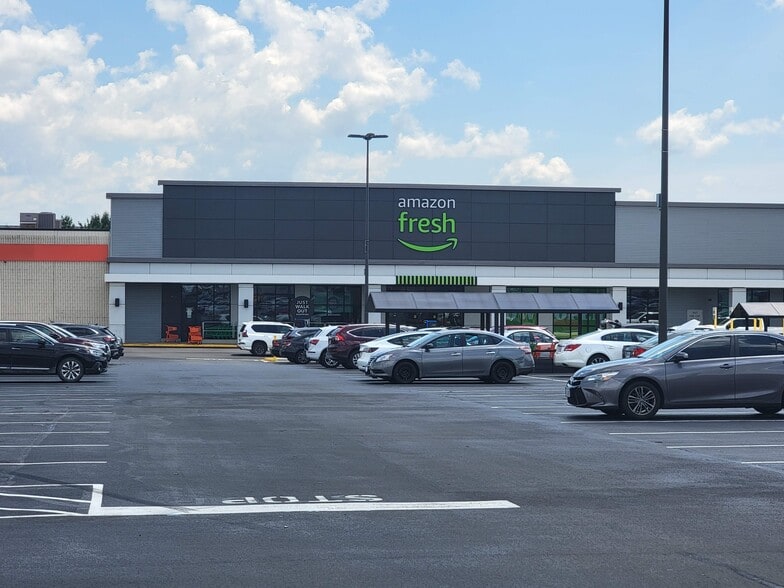 7807-7821 Sudley Rd, Manassas, VA for lease - Building Photo - Image 1 of 7