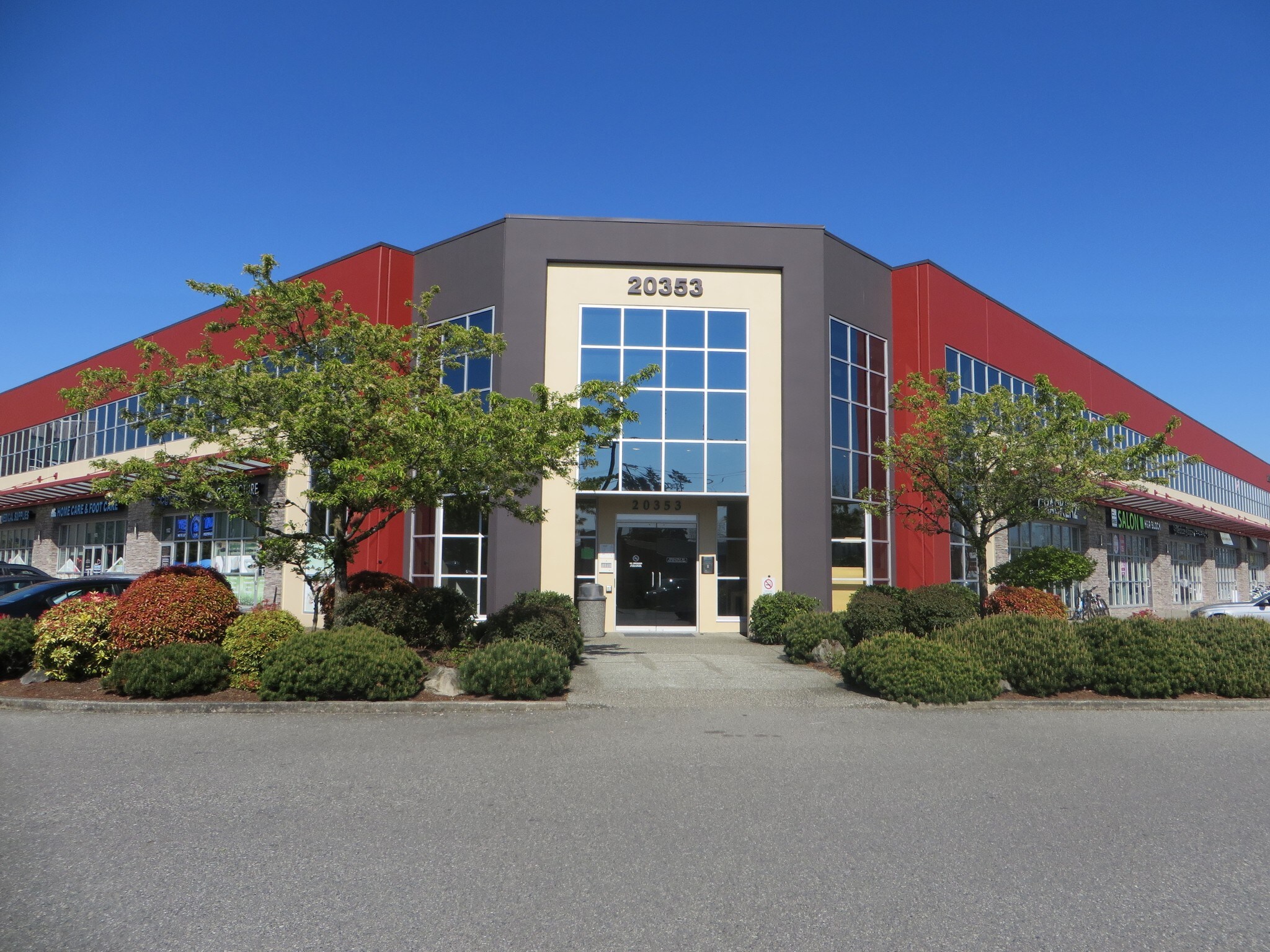 64Th Ave - 86smypl