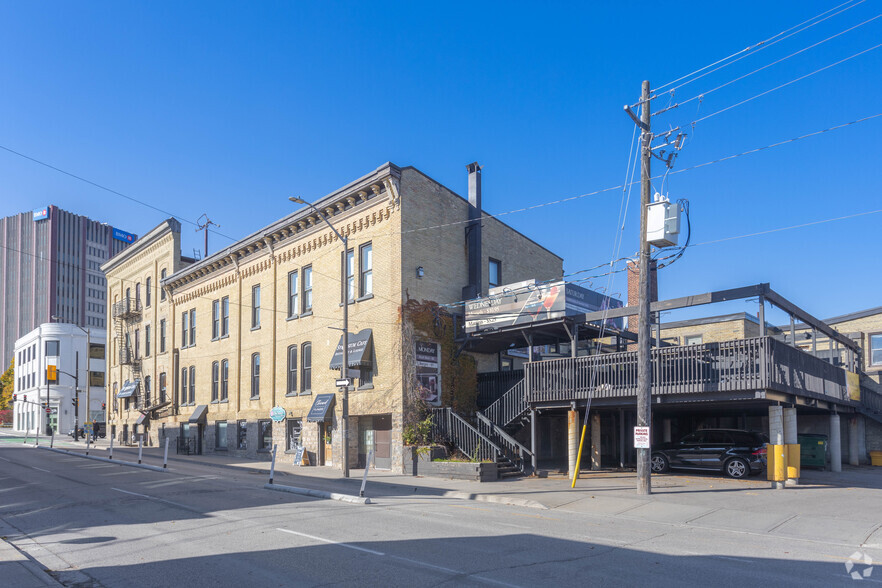 2 King St N, Waterloo, ON for lease - Building Photo - Image 3 of 4