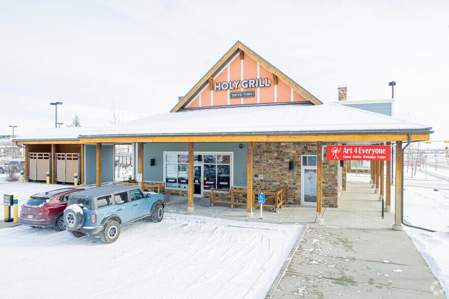 19369 Sheriff King St SW, Calgary, AB for lease - Building Photo - Image 1 of 3