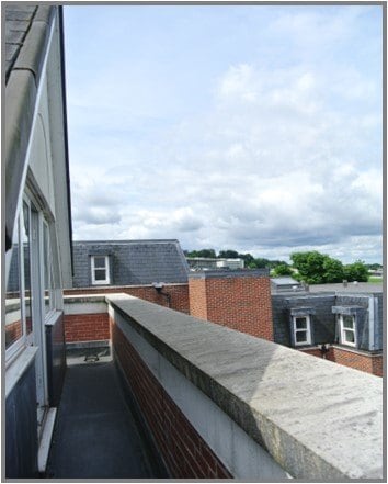 Portsmouth Rd, Esher for lease - Building Photo - Image 3 of 7