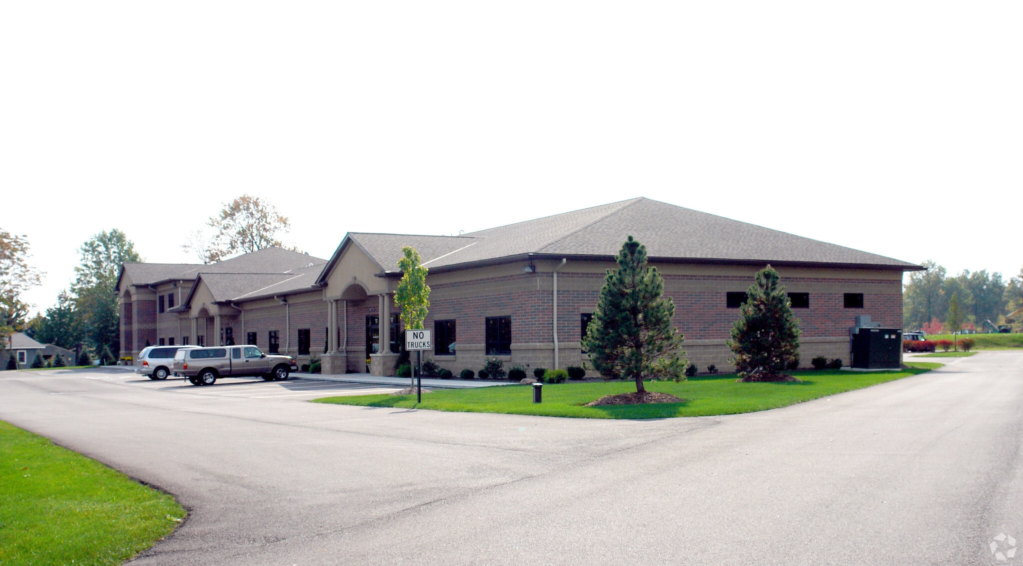 778 Mccauley Rd, Stow, OH for lease Primary Photo- Image 1 of 4