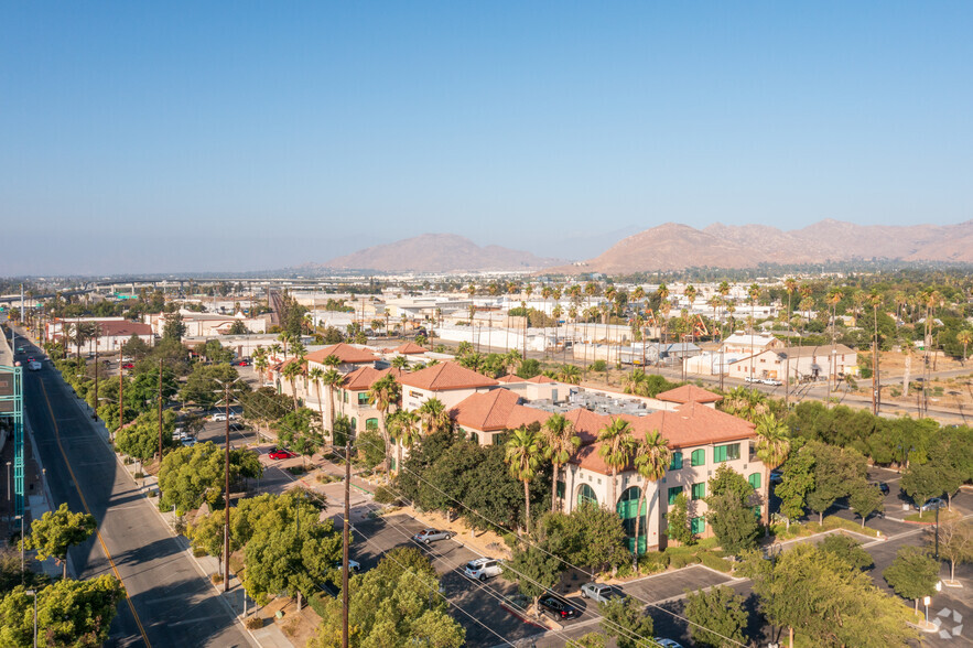 3550 Vine St, Riverside, CA for lease - Aerial - Image 3 of 4