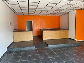 20 Rue De La Liberté, Moissy-Cramayel, Moissy-Cramayel for lease Interior Photo- Image 2 of 5