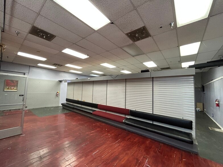 5645 Hollywood Blvd, Hollywood, CA for lease - Building Photo - Image 3 of 19