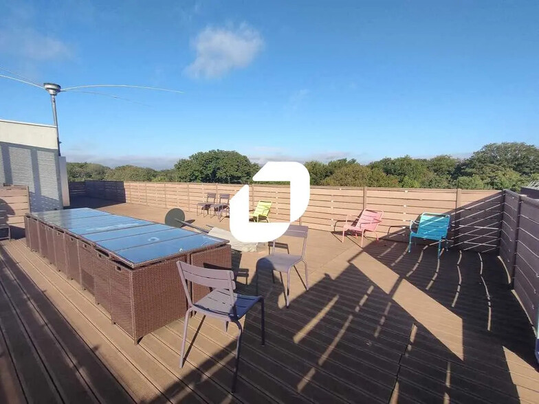 Office in Meudon for lease - Building Photo - Image 3 of 9