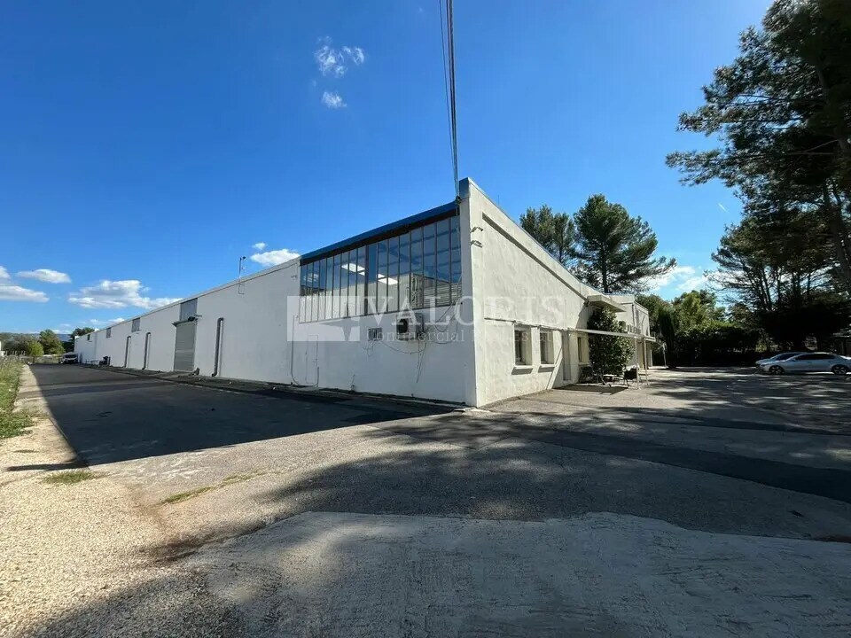 Flex in Rousset for lease Building Photo- Image 1 of 23