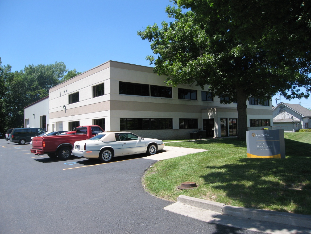 2920 N Arlington Ave, Indianapolis, IN for lease Primary Photo- Image 1 of 6