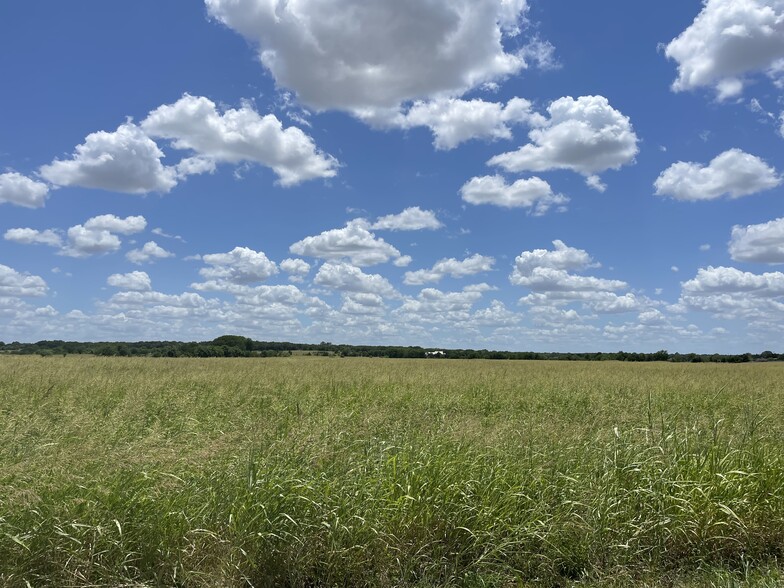 1000 Hobbs, Robinson, TX for sale - Primary Photo - Image 1 of 8