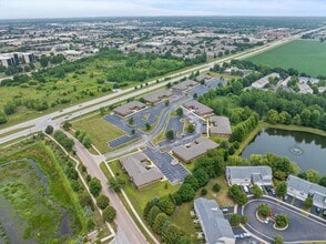 3925 75th St, Aurora, IL - Aerial map view