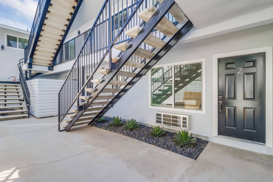 1478 Hornblend St, San Diego, CA for sale - Building Photo - Image 2 of 7