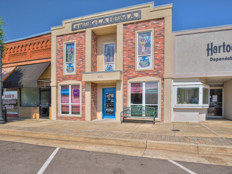 111 N Broadway St, Tecumseh, OK for sale - Building Photo - Image 3 of 34