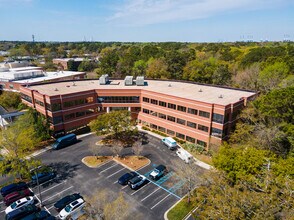 1300 Hospital Dr, Mount Pleasant, SC for lease Building Photo- Image 1 of 6