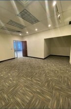 6156 Trust Dr, Holland, OH for lease Interior Photo- Image 2 of 8