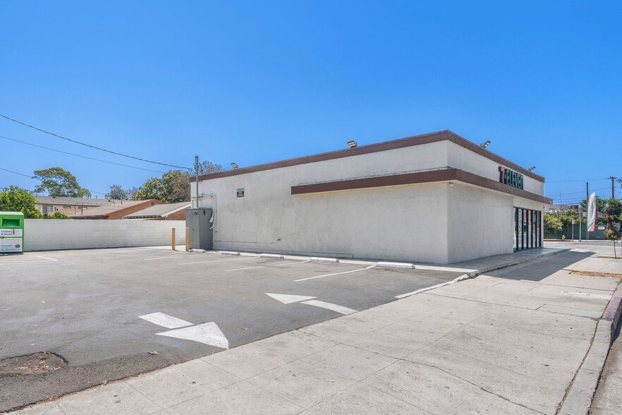1960 Santa Fe Ave, Long Beach, CA for sale - Building Photo - Image 3 of 9