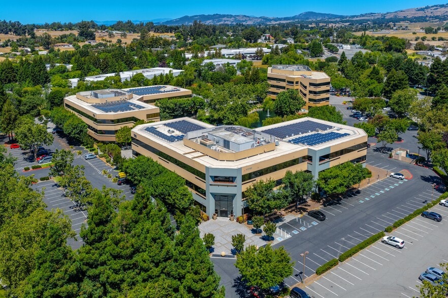 1400 N McDowell Blvd, Petaluma, CA for lease - Building Photo - Image 1 of 17